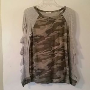 Oddy Camo Top